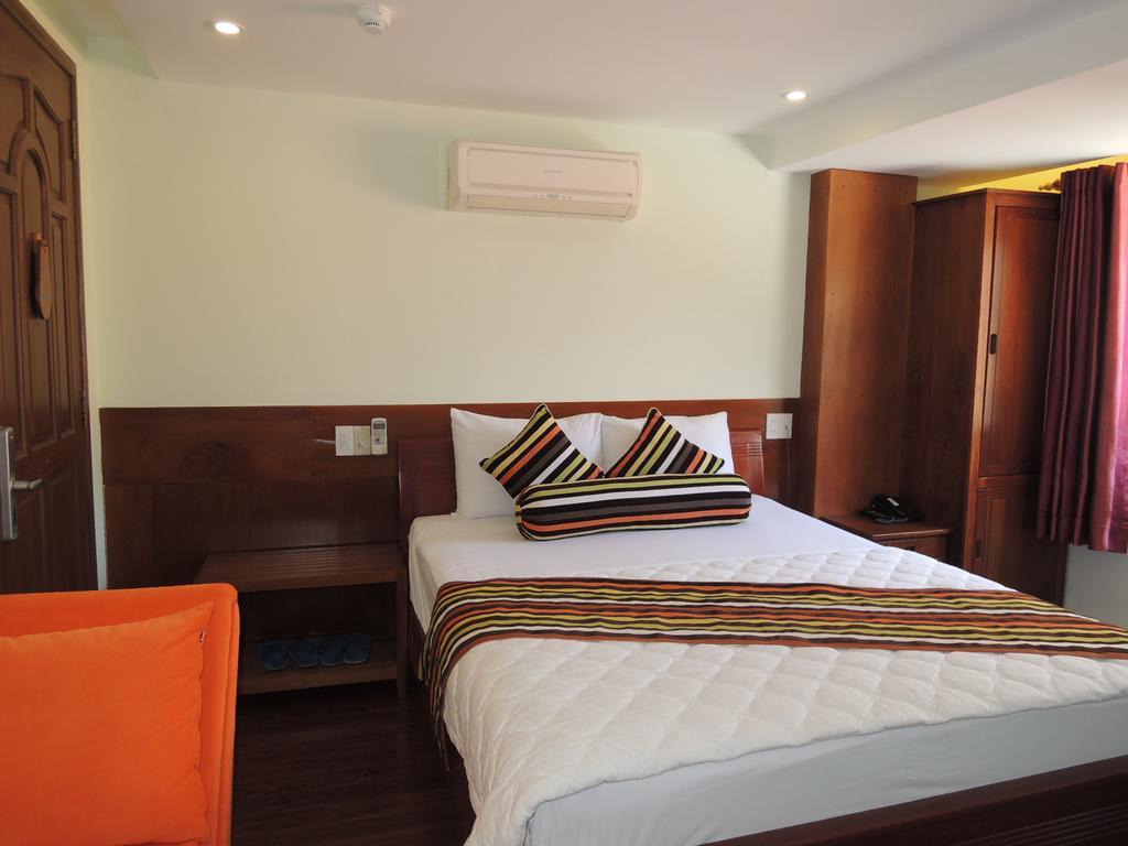 Art Deluxe Hotel Nha Trang Ruang foto