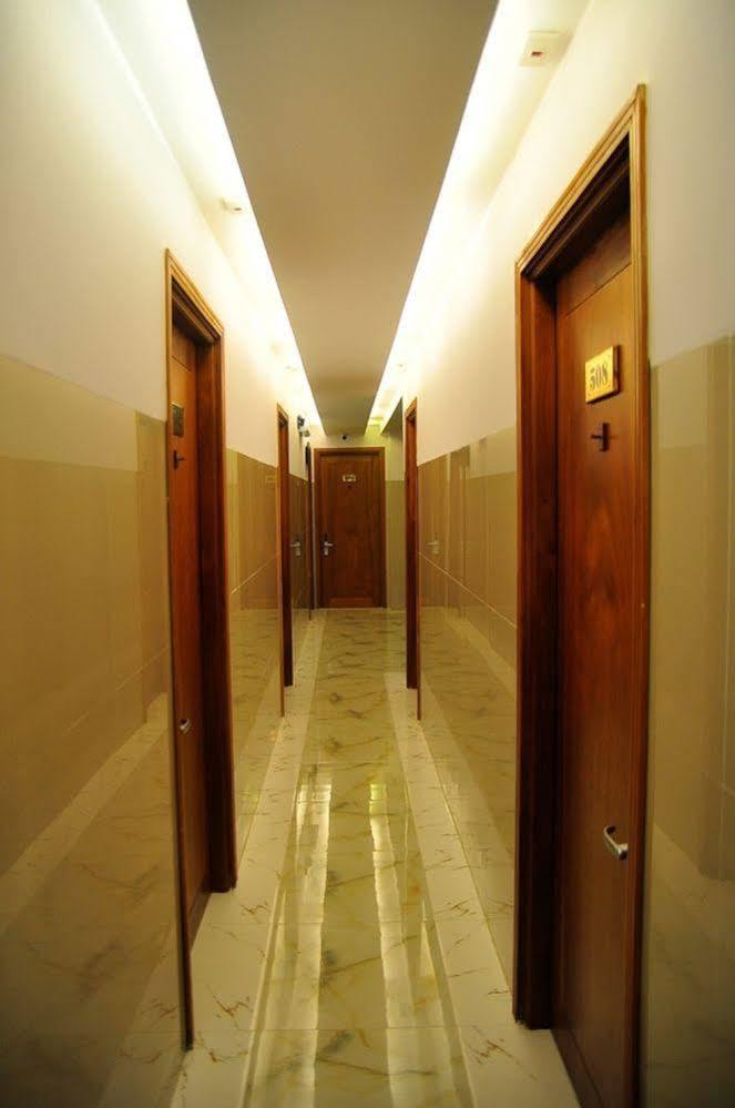 Art Deluxe Hotel Nha Trang Bagian luar foto